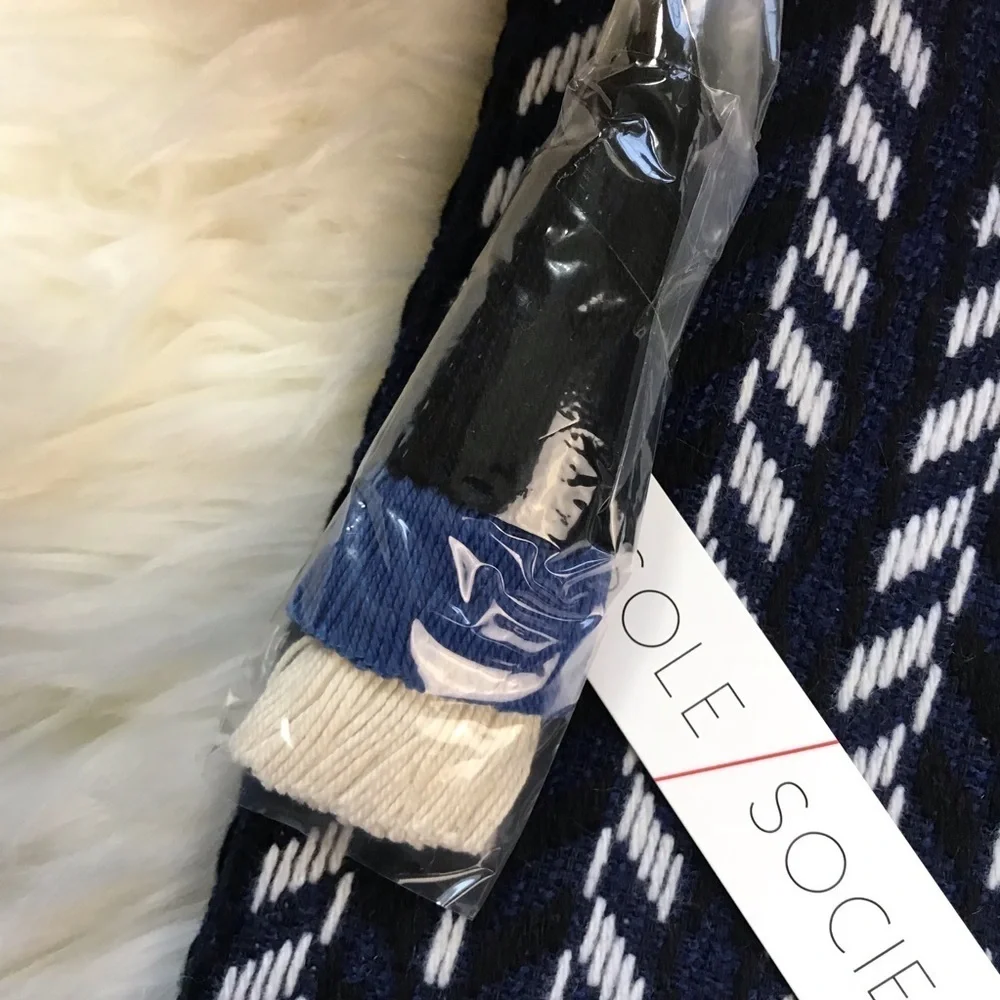 SolSociety‎ fabric embroidery pouch NWT